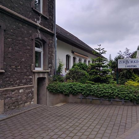 Hotel Zur-Borke Neuenrade Exteriör bild