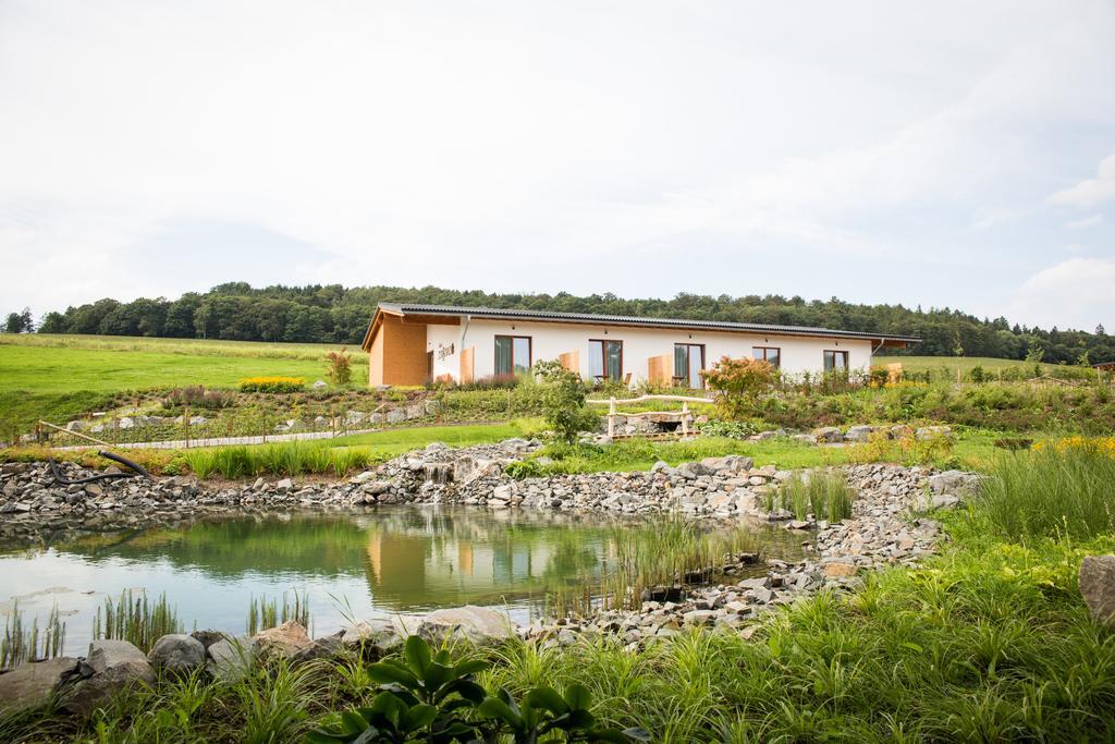Hotel Zur-Borke Neuenrade Exteriör bild